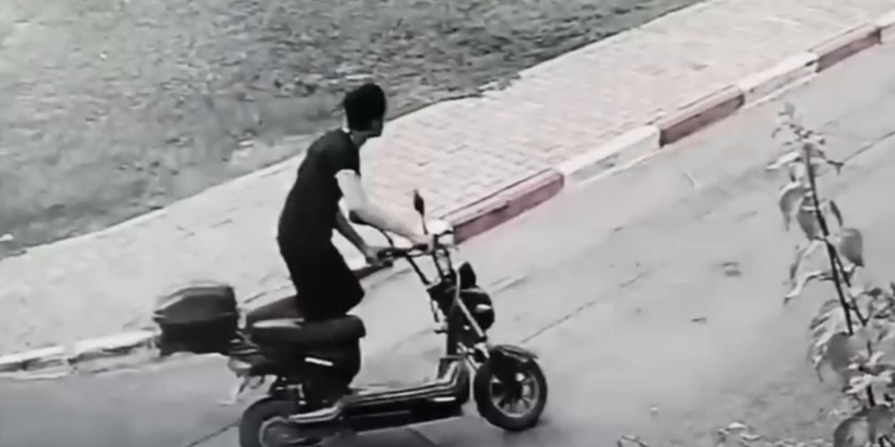 Bisiklet Ve Elektrik Bisiklet Hırsızlıkları Kamerada