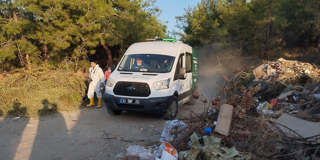Mersin’de Çöplükte Bulunan Cesedin Elleri Ve Ayaklarının Bağlı Olduğu Ortaya Çıktı