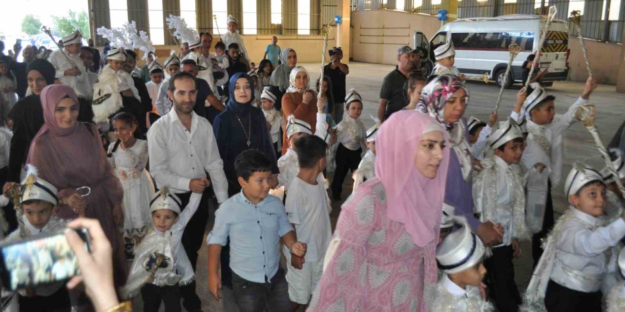 Eskişehir’de 105 Çocuğun Sünnet Edildiği Şölen Coşkuyla Gerçekleşti