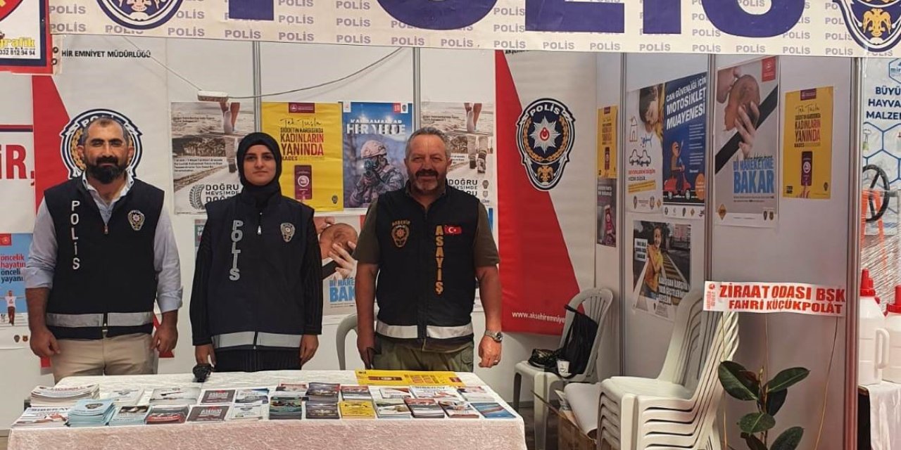 Akşehir İlçe Emniyet Müdürlüğü Fuarda Stant Açtı