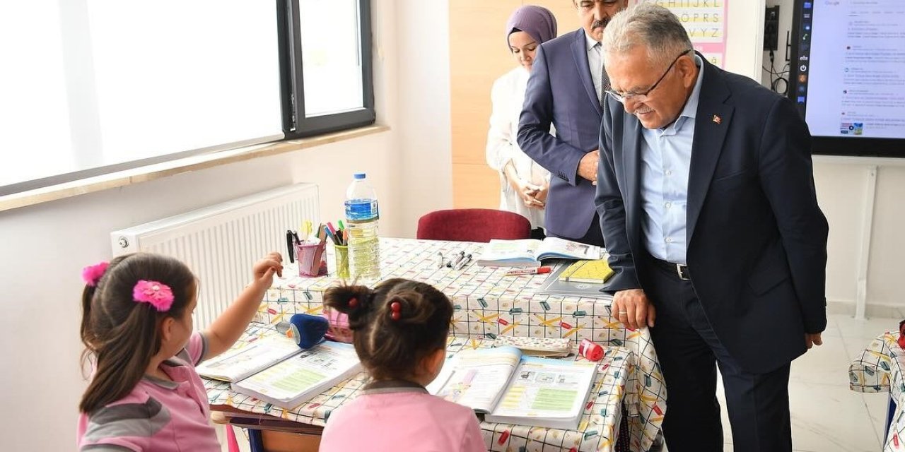 Başkan Büyükkılıç; Büyükşehir’in İncesu Saraycık’a Kazandırdığı Yeni Okulu Ziyaret Etti