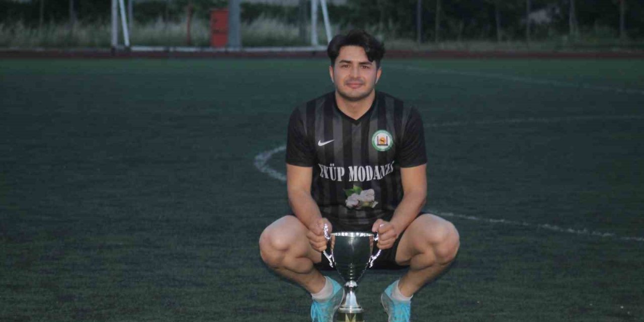 Kocasinan Yemlihaspor’da 8 İmza Birden