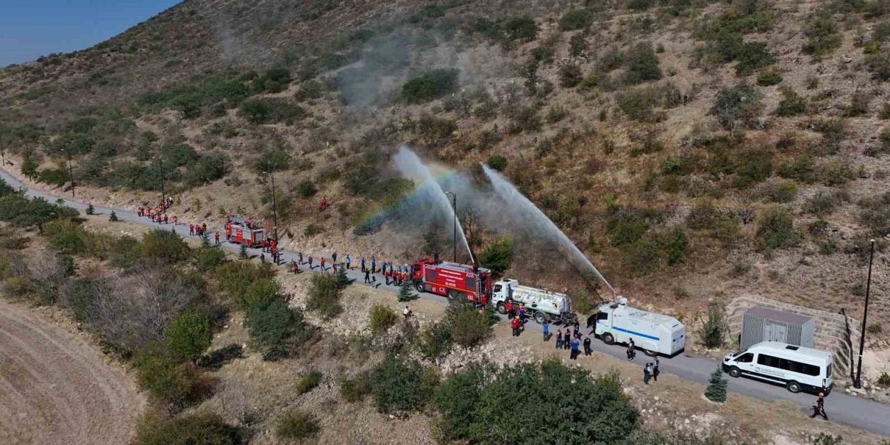 Dağ Yangını Tatbikatı Gerçeğini Aratmadı