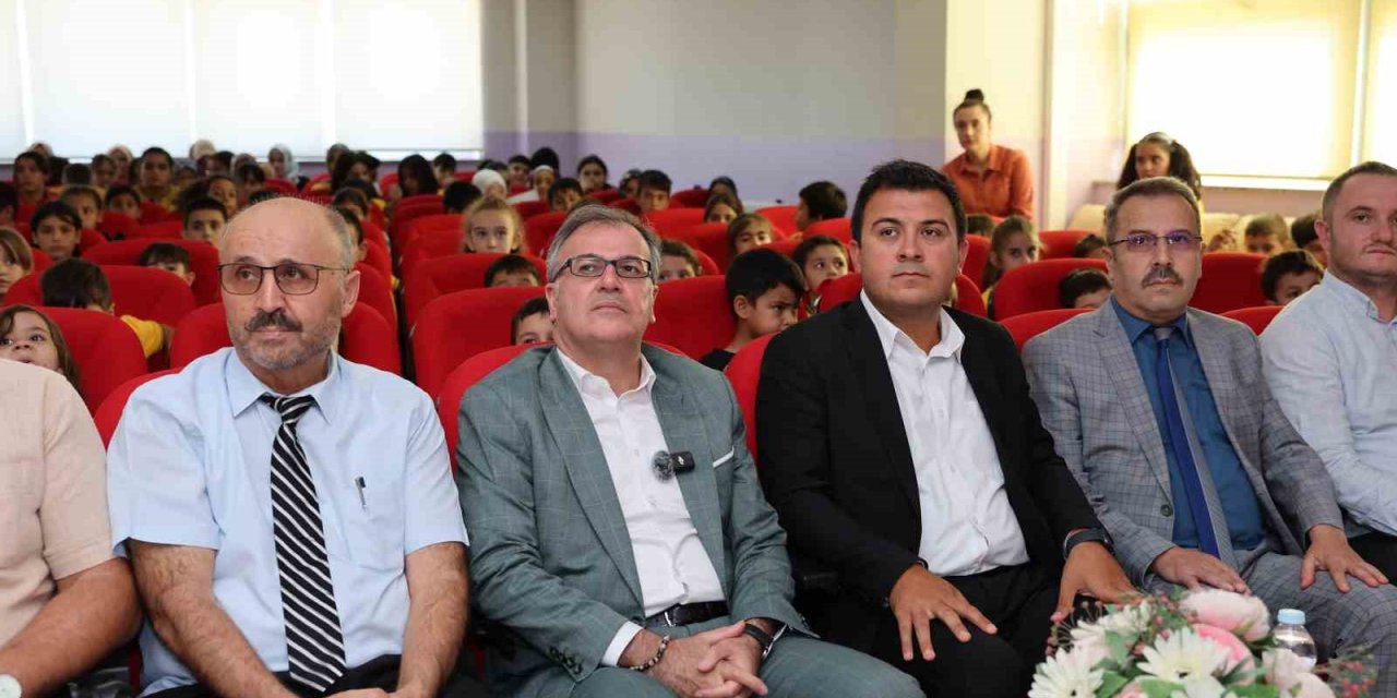 Başkan Özdoğan, “peygamberimizin Öğrettiği İnsanî Ve Ahlâkî Erdemleri Hayatımızın Merkezine Almamız Gerekiyor”