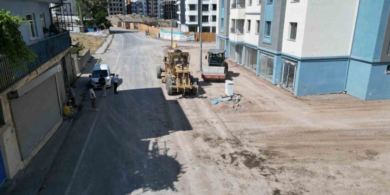 Melikgazi Belediyesi’nden Battalgazi’de Geniş Çaplı Çevre Düzenlemesi