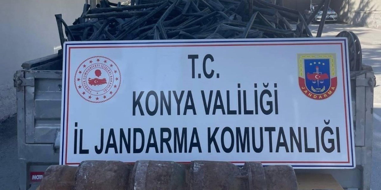 Tarladan Sulama Malzemesi Çalan Şüpheliler Jandarmaya Yakalandı