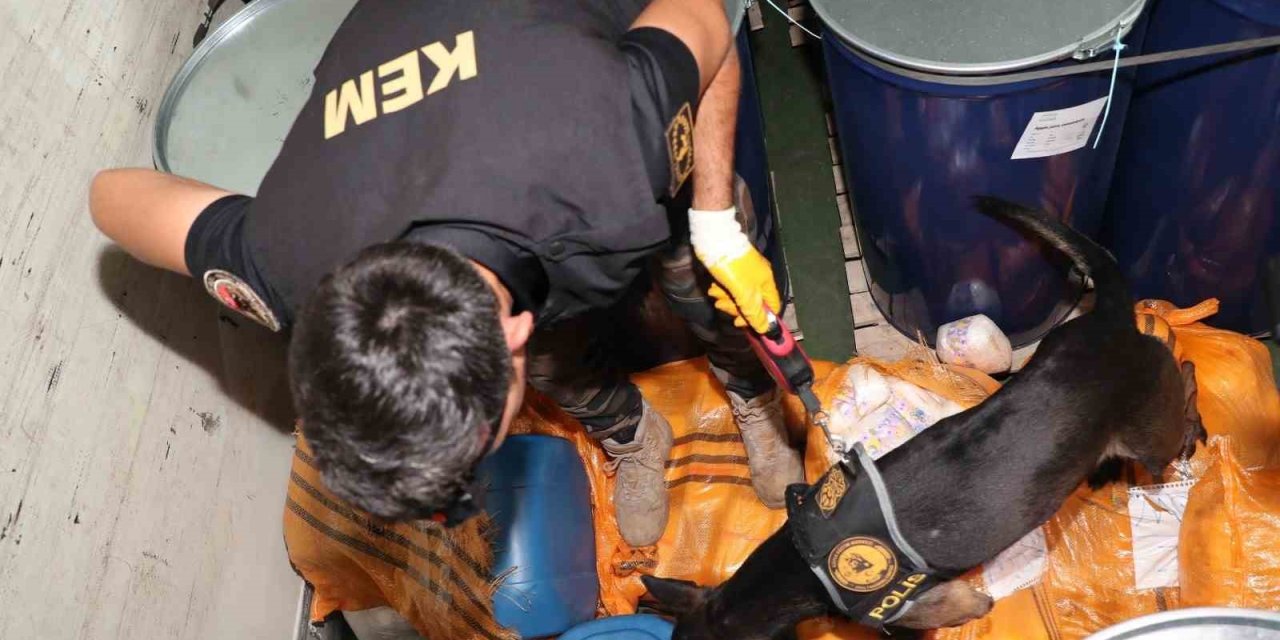 Mersin Polisi 262 Kilo Metamfetamin Ele Geçirdi