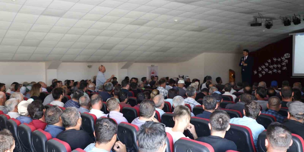 Beylikova Ve Alpu Çiftçilerine Yeni Destekleme Modeli Anlatıldı