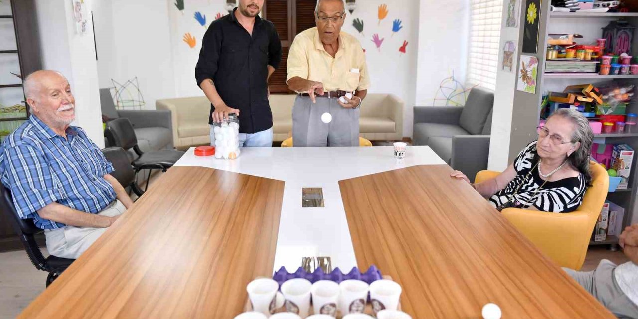 Gülümse Alzheimer Yaşam Merkezi’nden 22 Hasta Faydalanıyor