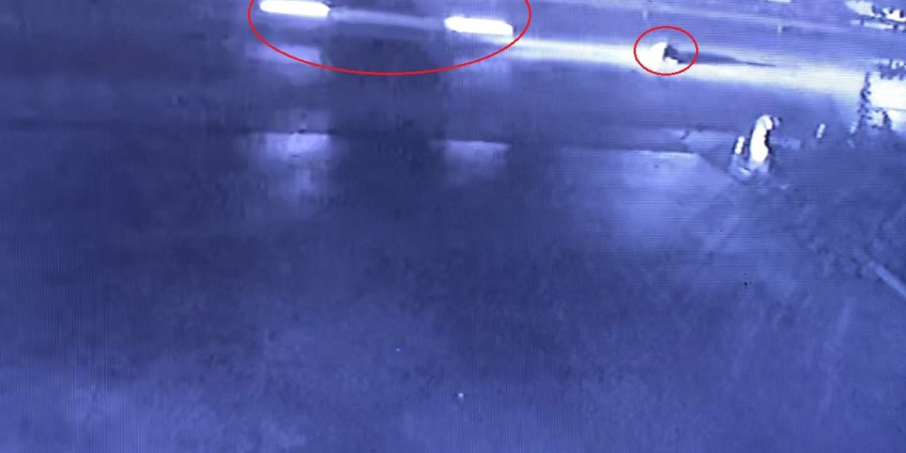 Yolun Karşısına Geçmeye Çalışan Yayanın Feci Ölümü Kamerada