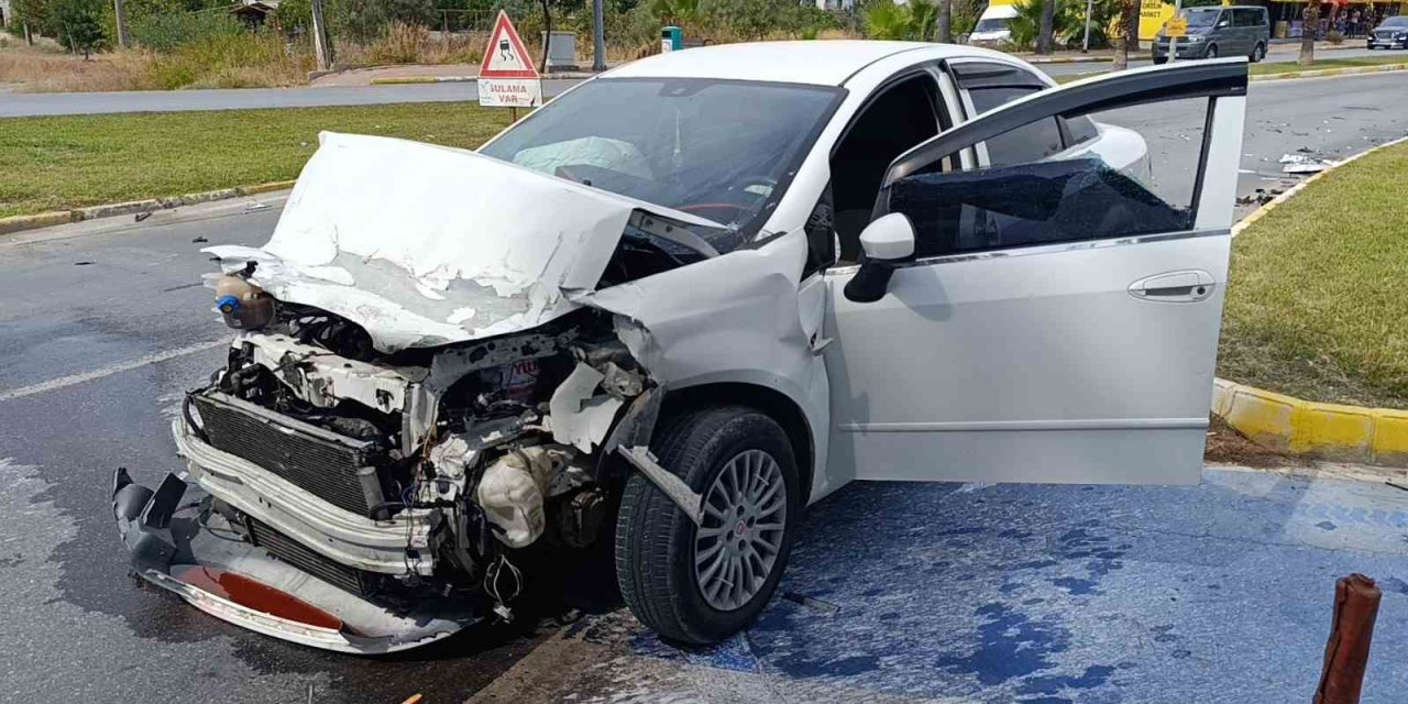 Hurdaya Dönen Araçtan Yara Almadan Kurtuldu