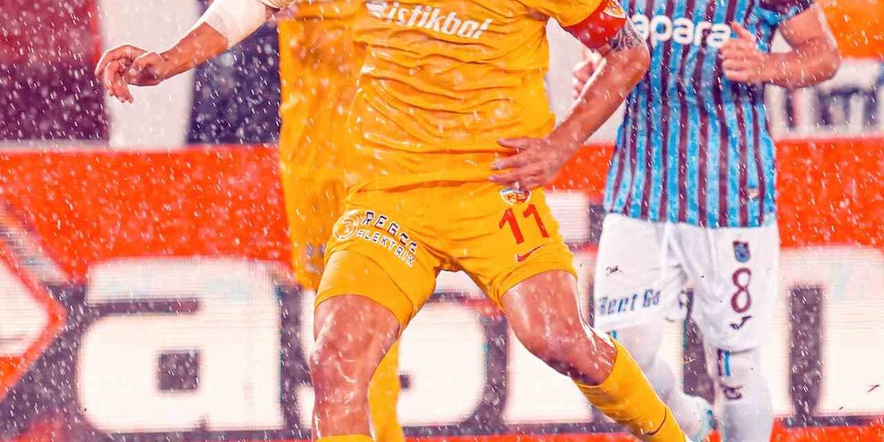 Kayserispor 1 Kırmızı 4 Sarı Kart Gördü