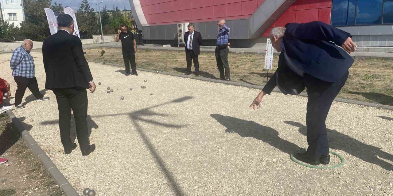 Gaziler Ve Huzurevi Sakinleri Sportif Aktivitelerle Keyifli Zaman Geçirdi