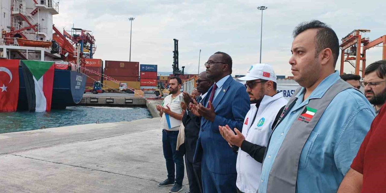 Türk Ve Kuveytli Hayırseverlerden Sudan’a Yardım