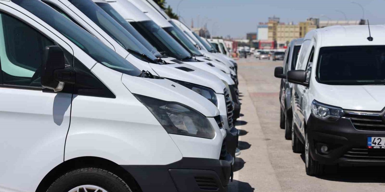 Yüksek Faizler Otomotiv Sektörüne El Freni Çektirdi