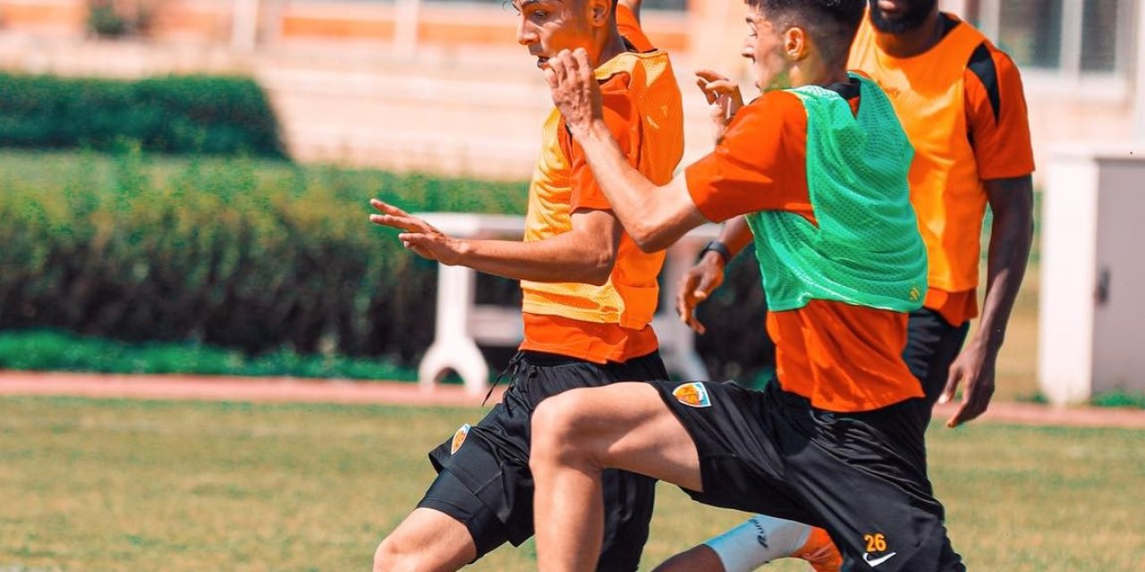 Kayserispor İzmir’de Kampa Girdi