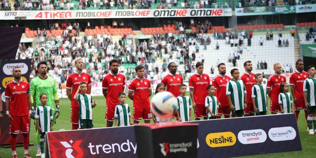 Trendyol Süper Lig: Konyaspor: 0 - Sivasspor: 0 (ilk Yarı)