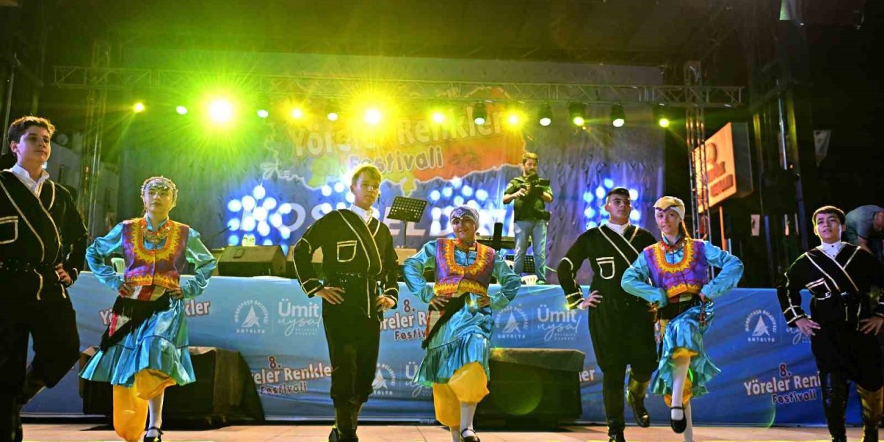 Yöreler Renkler Festivali, Karadeniz Gecesi İle Devam Etti