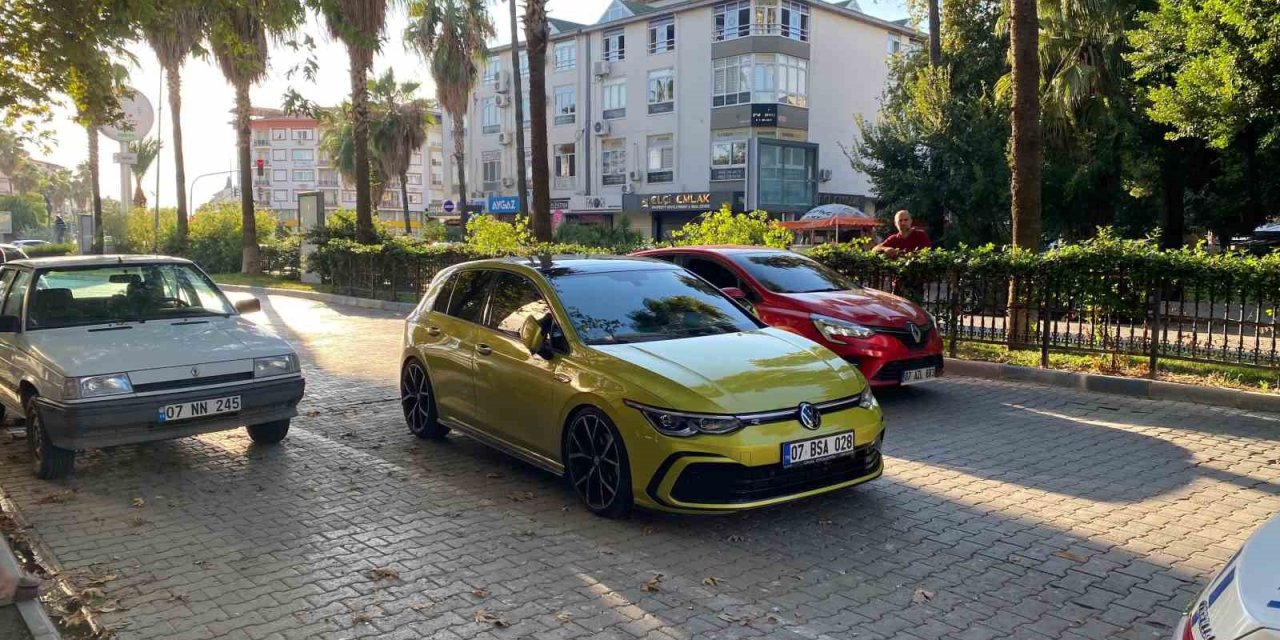 Gürültü Yapan Sürücüye Polis Müdahalesi: 50 Bin Tl Ceza Yazıldı, Otomobil Trafikten Men Edildi