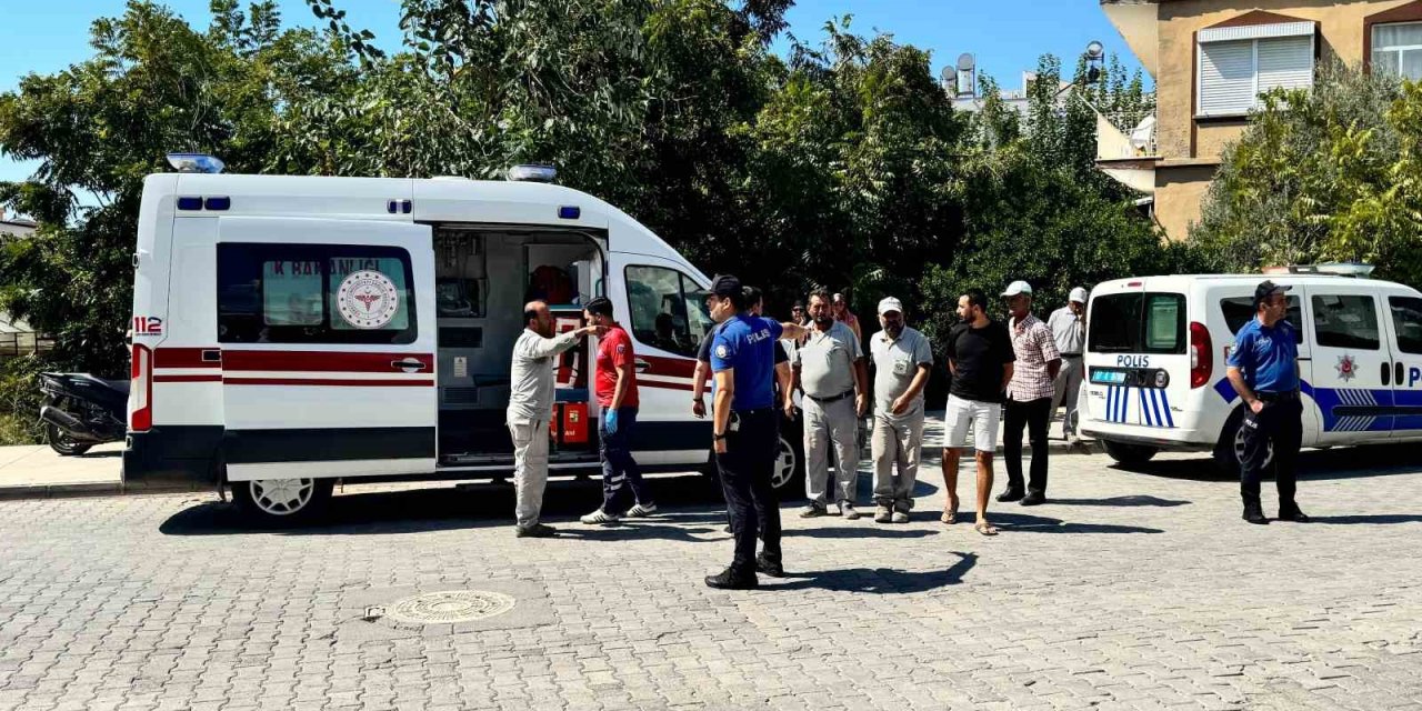 Motosikletle Ticari Araç Çarpıştı: 1 Yaralı