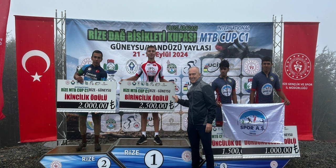 Kayserili Sporcular Rize’den 3 Madalya İle Döndü