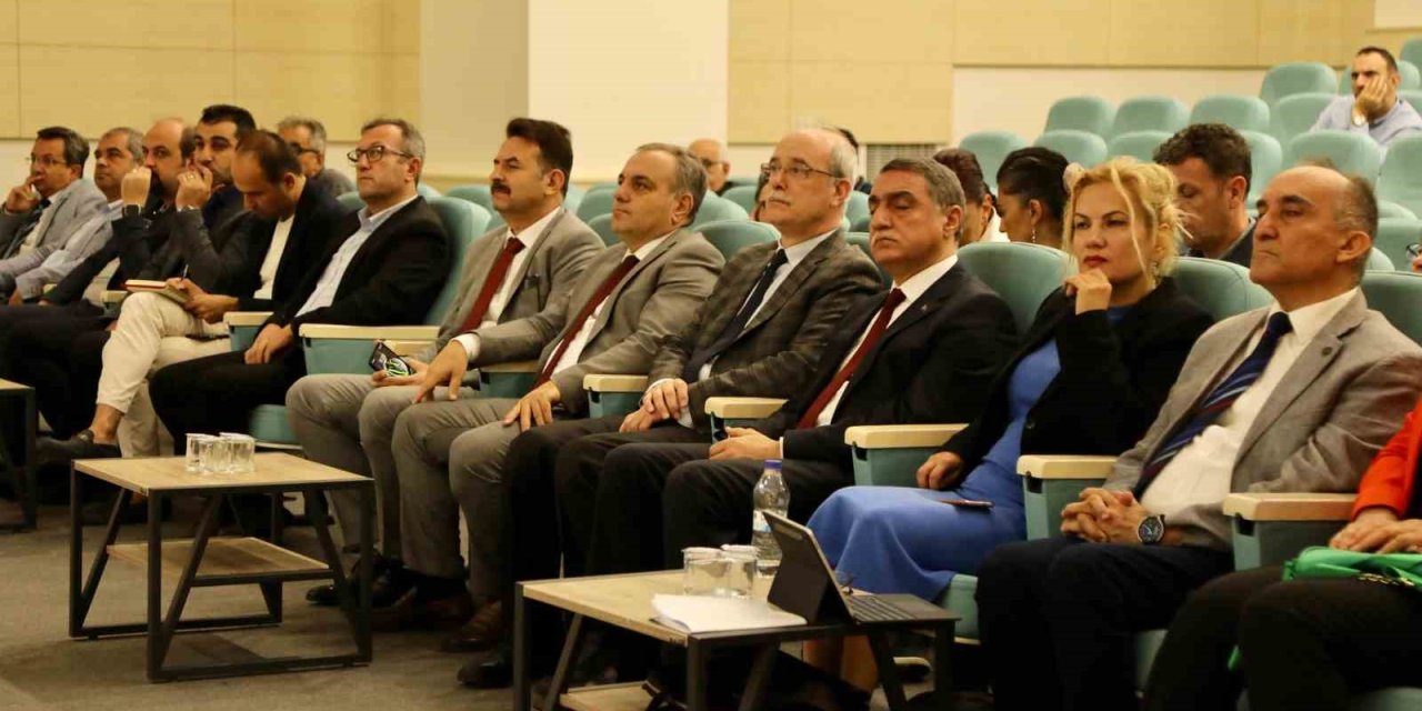 Erü’de ’bütünleşik Kalite Yönetim Sistemi Eğitim Çalıştayı’ Düzenlendi