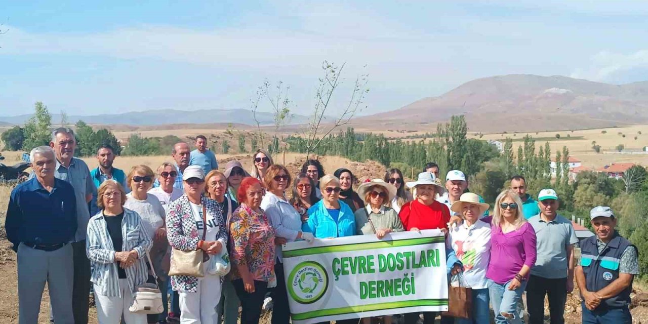 Büyükşehir, 2024 Sonbaharında 230 Bin Fidanı Toprakla Buluşturacak