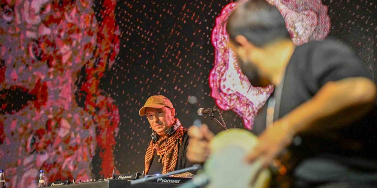 Mercan Dede, Atso’da Unutulmaz Bir Konserle Sevenleriyle Buluştu