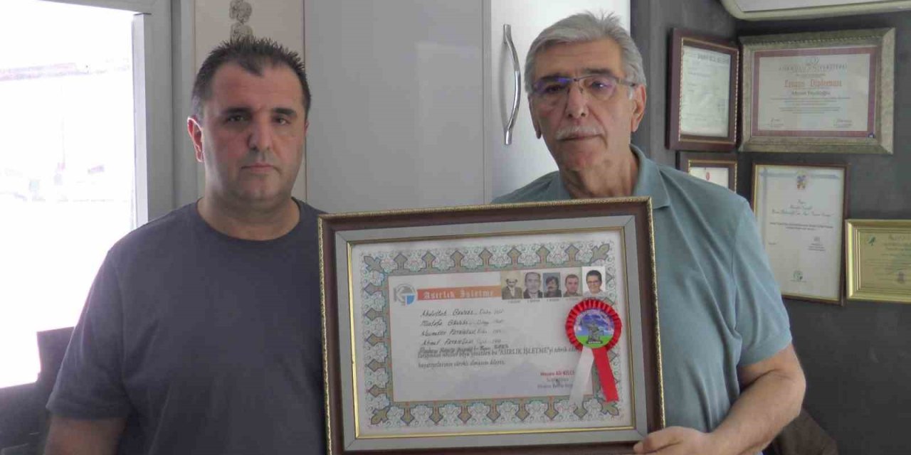 ’yılın Ahisi’ 56 Yıldır İşini Ahi Kültürü İle Yapıyor