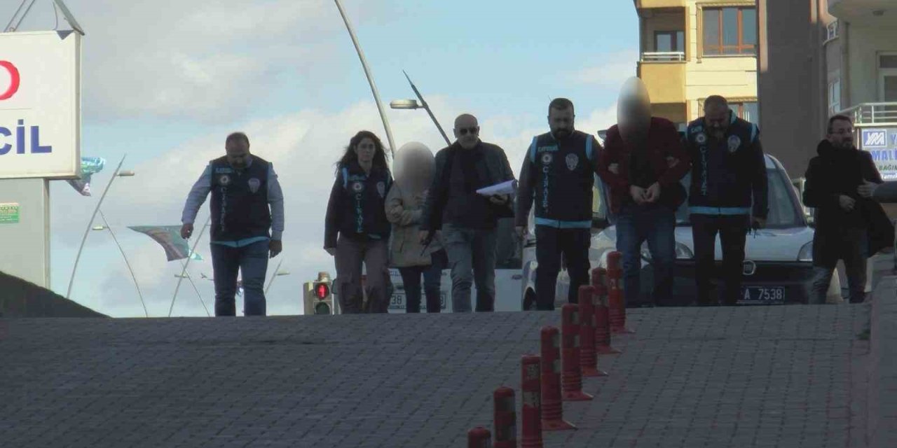 Tartıştığı Adamı Öldüren Kadına 15 Yıl Hapis Cezası