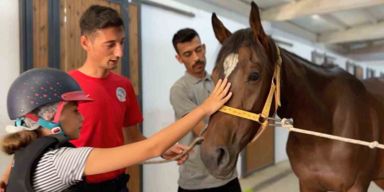 Büyükşehir Spor A.ş.’nin Binicilik Eğitimleri Yoğun İlgi Görüyor