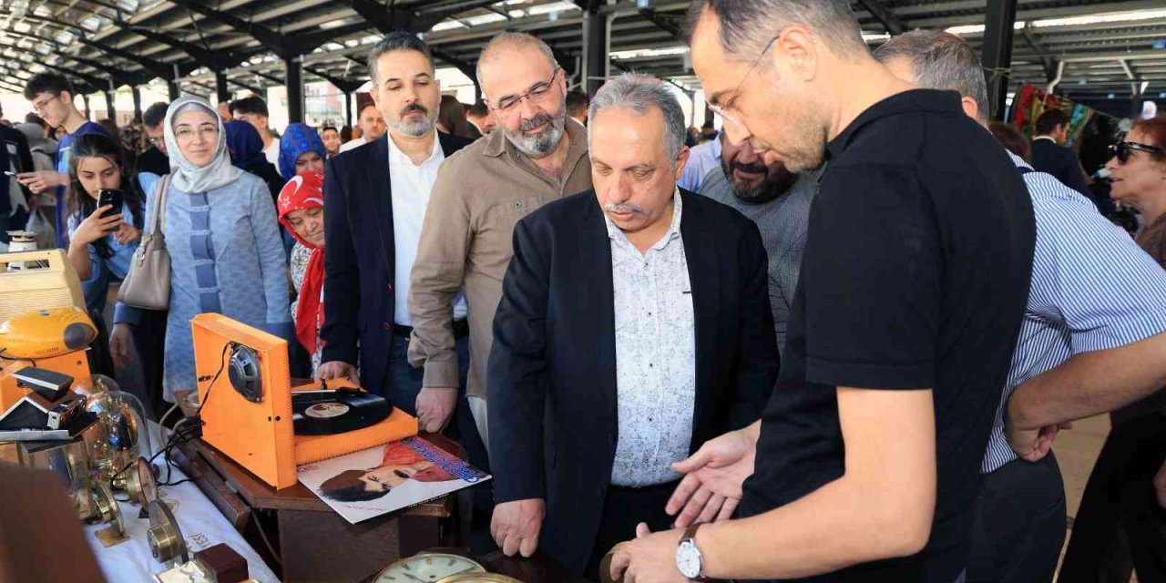 Talas’ta Türkiye’nin En Büyük Antika Fuarı