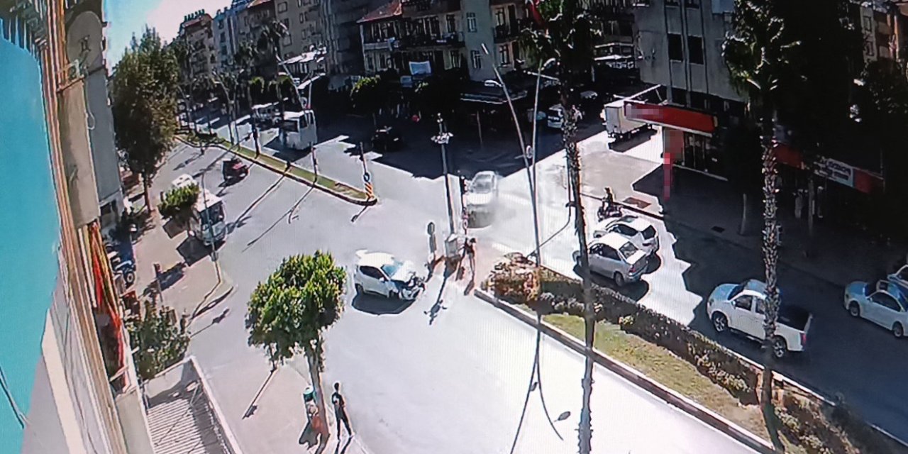 Kırmızı Işık İhlali Feci Kazayı Beraberinde Getirdi