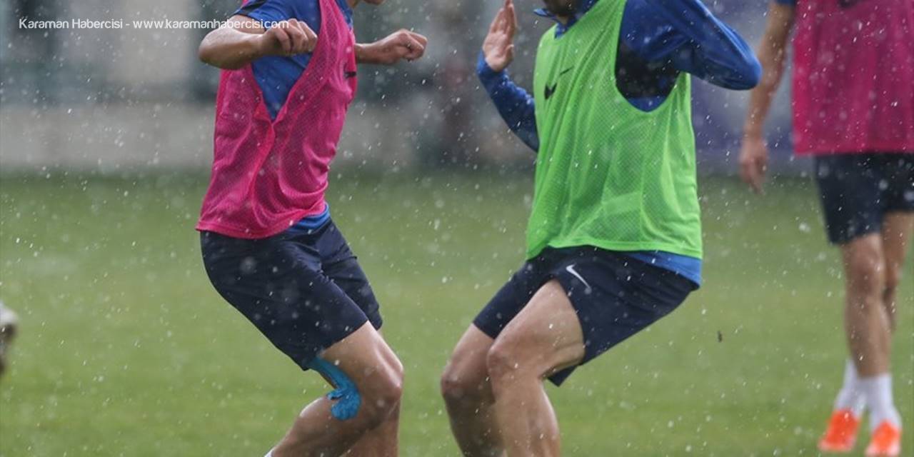 Osmanlıspor Yağmur Altında Çalıştı