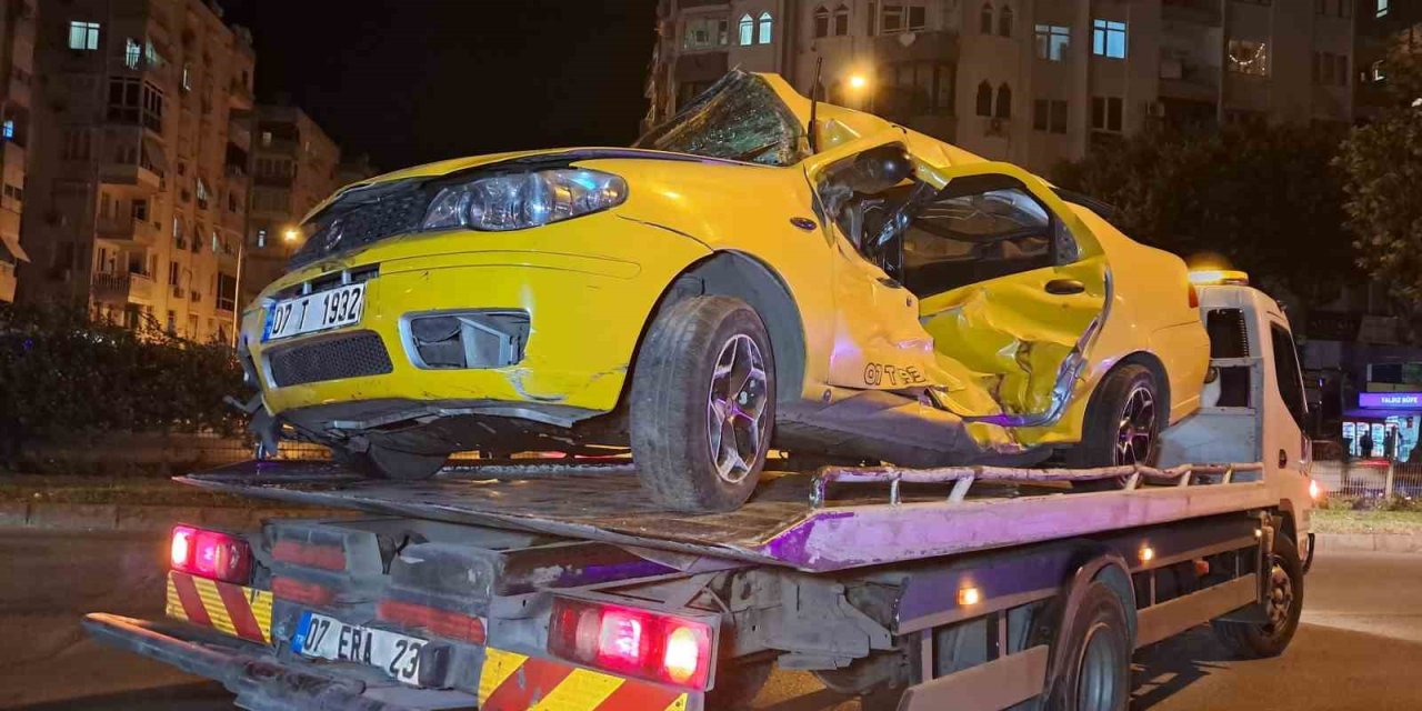 Taksici Babasını Dinlendirmek İstedi, Onu Almaya Giderken Kazada Hayatını Kaybetti