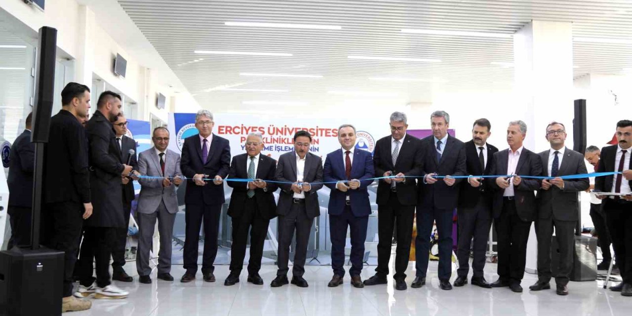 Erü Gevher Nesibe Hastanesi’nin Yenilenen Polikliniklerinin Açılışı Gerçekleştirildi