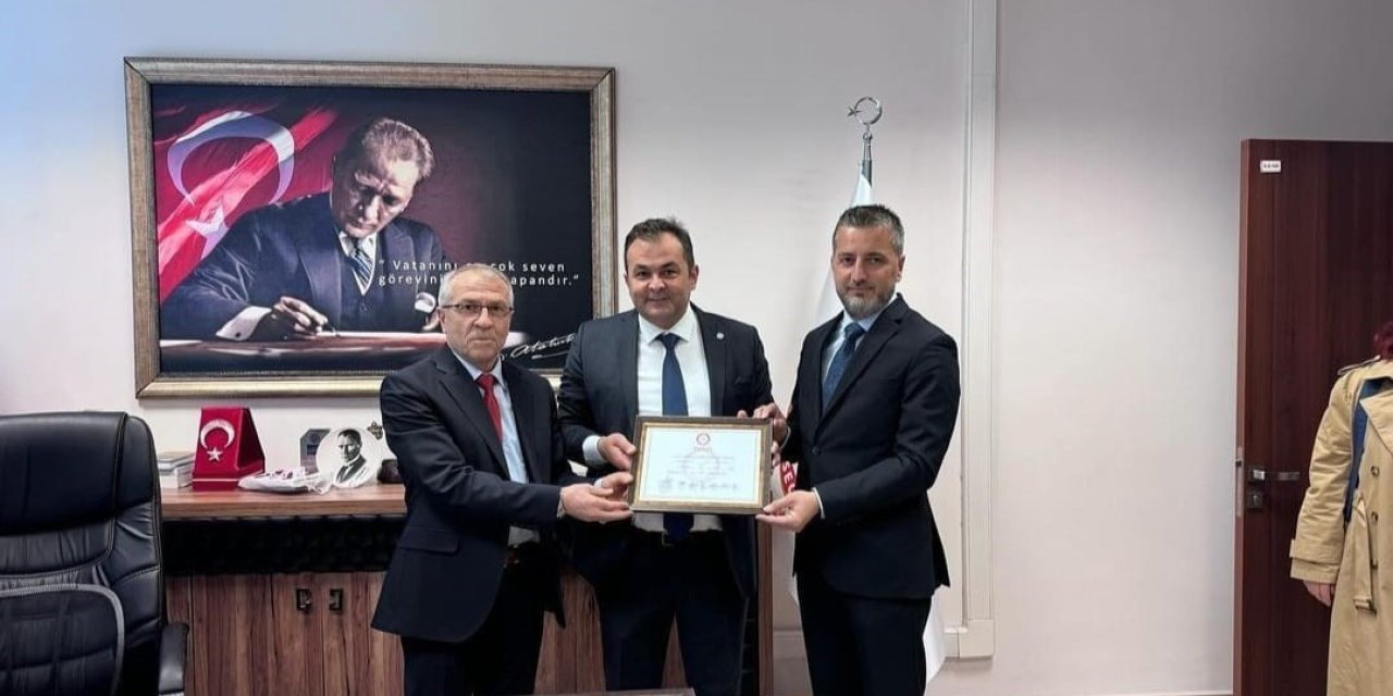 İyi Parti’de Yaprak Dökümü Devam Ediyor