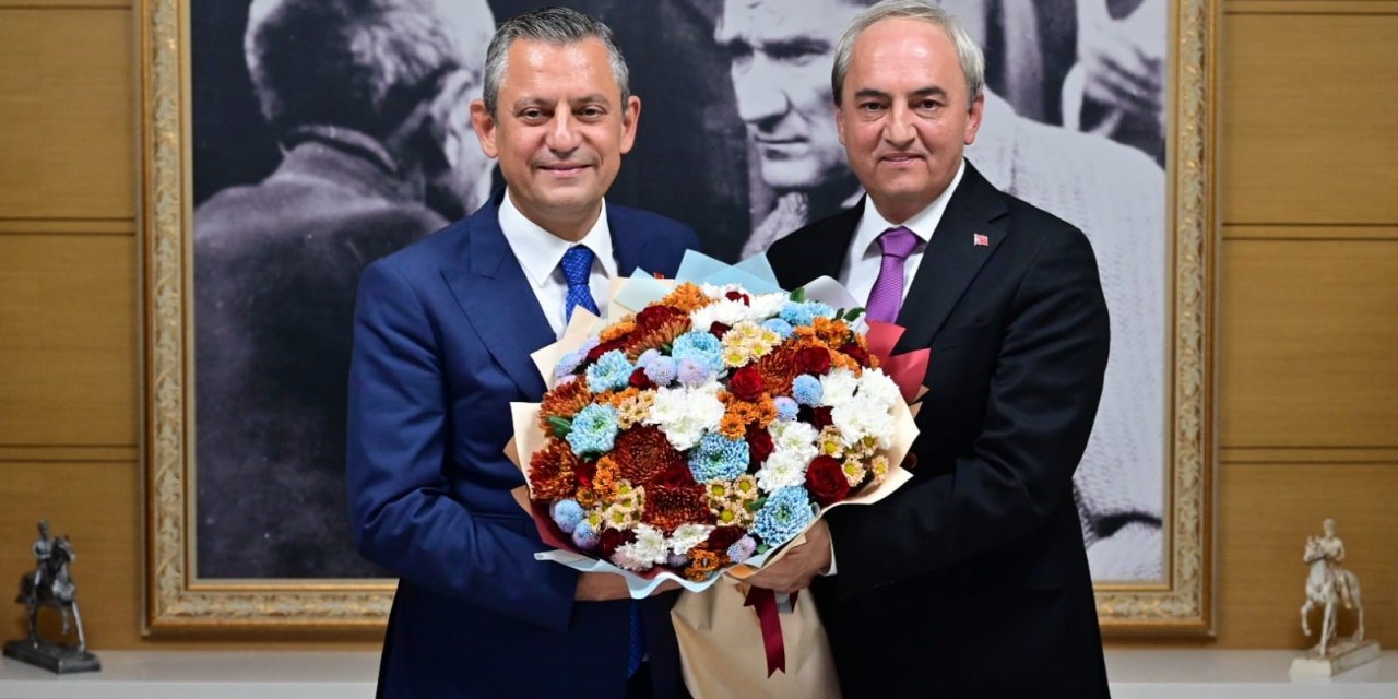 Özgür Özel: “mesut Başkanın Çayını İçmeye Gelene Kadar 3 Tane Projeyi Bitirmiş"