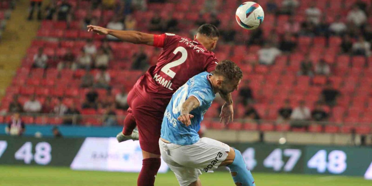 Trendyol Süper Lig: Hatayspor: 1 - Trabzonspor: 0 (maç Devam Ediyor)