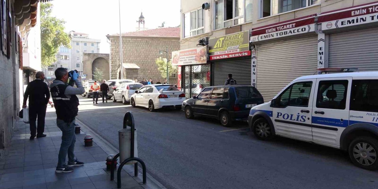 Kayseri’de Bir İşletmeci İş Yerinde Ölü Bulundu