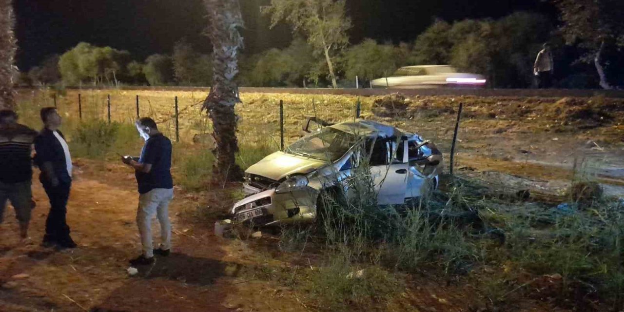 Finike’de Kontrolden Çıkan Otomobil Takla Attı: 1 Ölü, 3 Yaralı