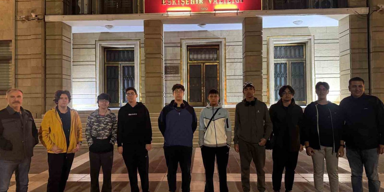 ’maziden Atiye Ahlat’ Projesi Çerçevesinde Bir Grup Öğrenci Daha Uğurlandı