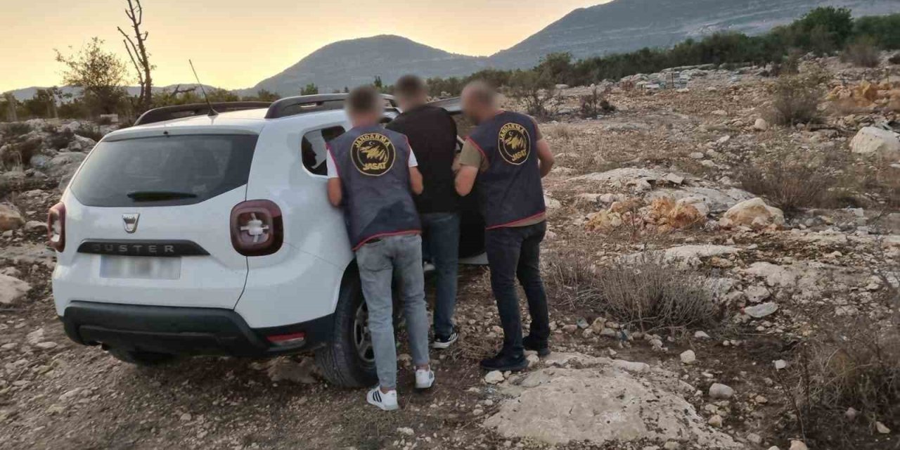 Mersin’de 14 İle 15 Yıl Arasında Hapis Cezası Bulunan 3 Şahıs Yakalandı