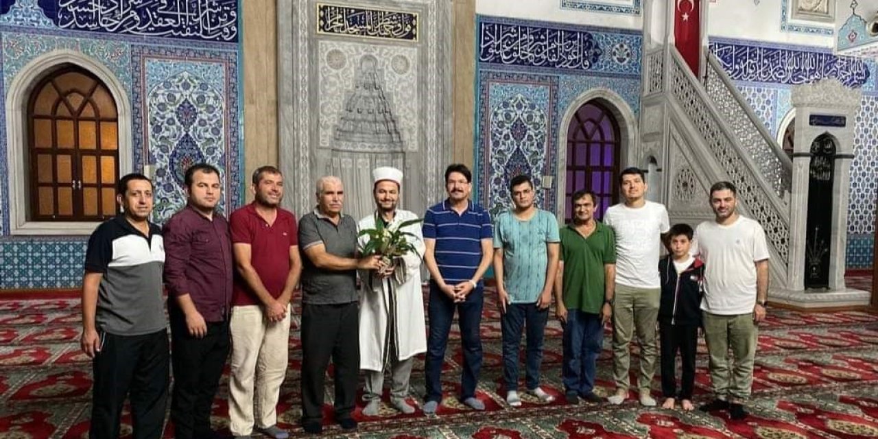 Manavgatlı İşitme Engellilerden Din Görevlileri Haftası’nda Anlamlı Ziyaret