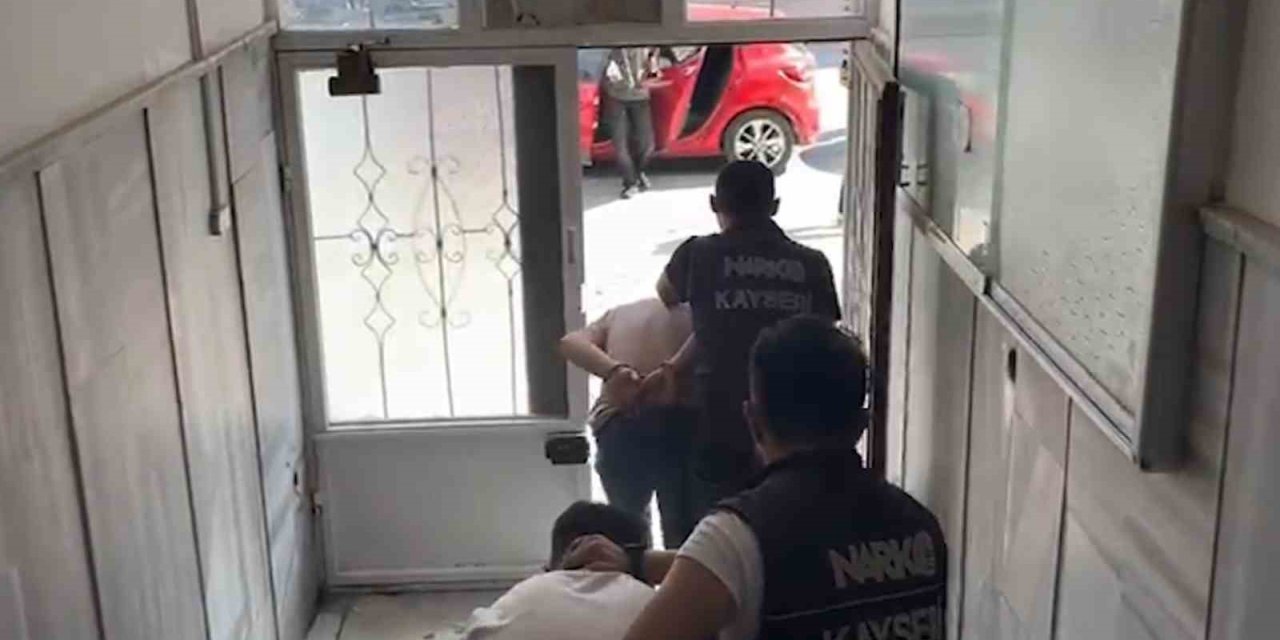 Kayseri’de Torbacılara Operasyon: 2 Gözaltı