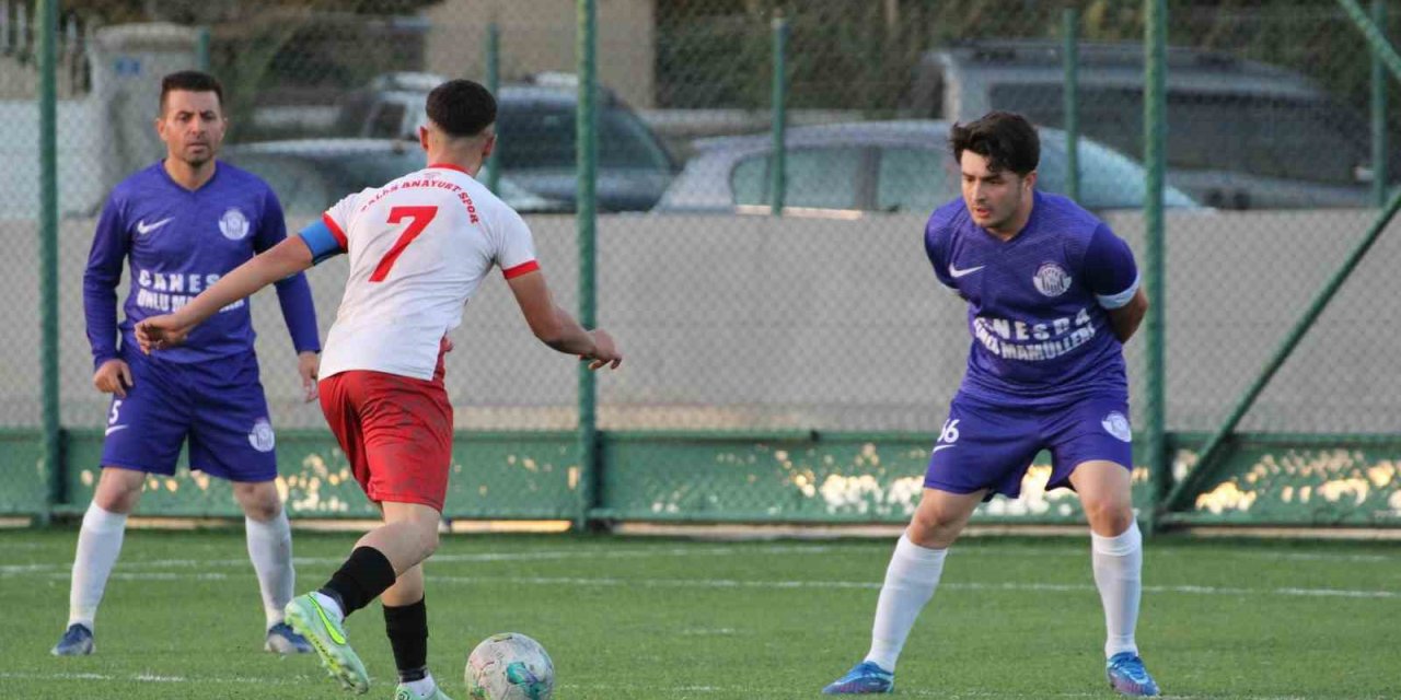 Kayseri 1. Amatör Küme: Kocasinan Yemlihaspor: 4-talas Anayurtspor: 2