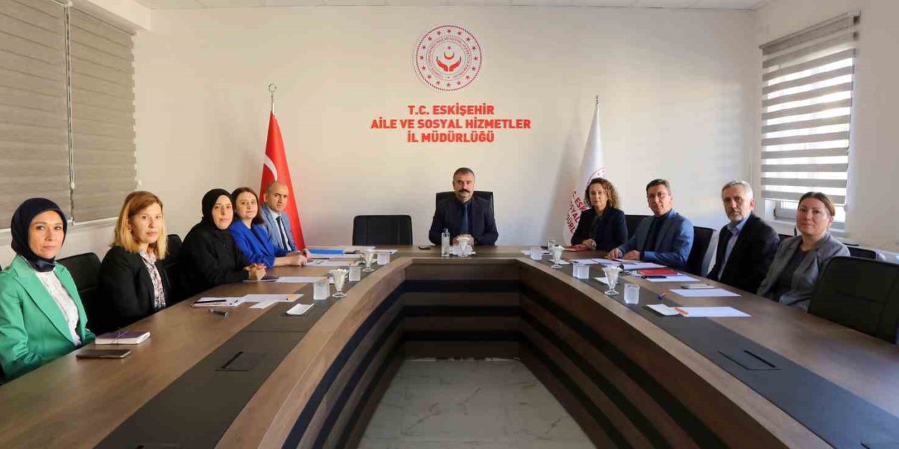 Aile Ve Sosyal Hizmetler İl Müdürlüğü’nden Değerlendirme Toplantısı
