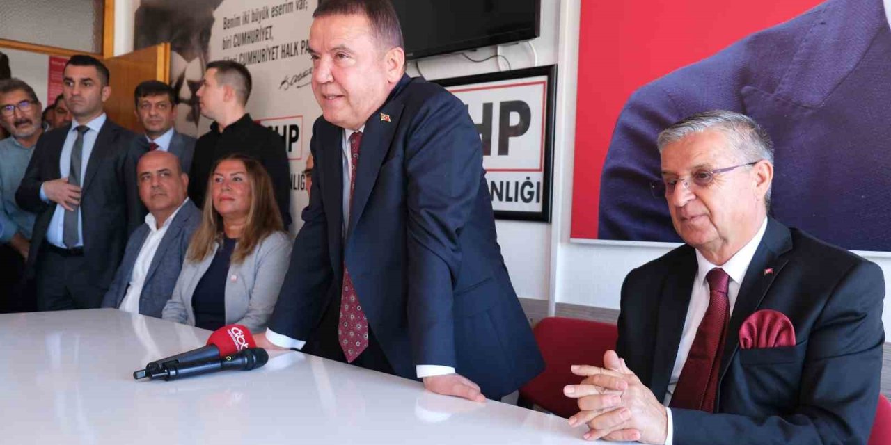 Başkan Böcek: "necati Hocamın Çalışmalarını Takdirle Karşılıyorum"