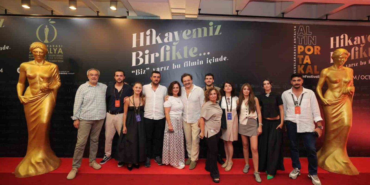 ’acı Kahve’nin Dünya Prömiyeri Yapıldı