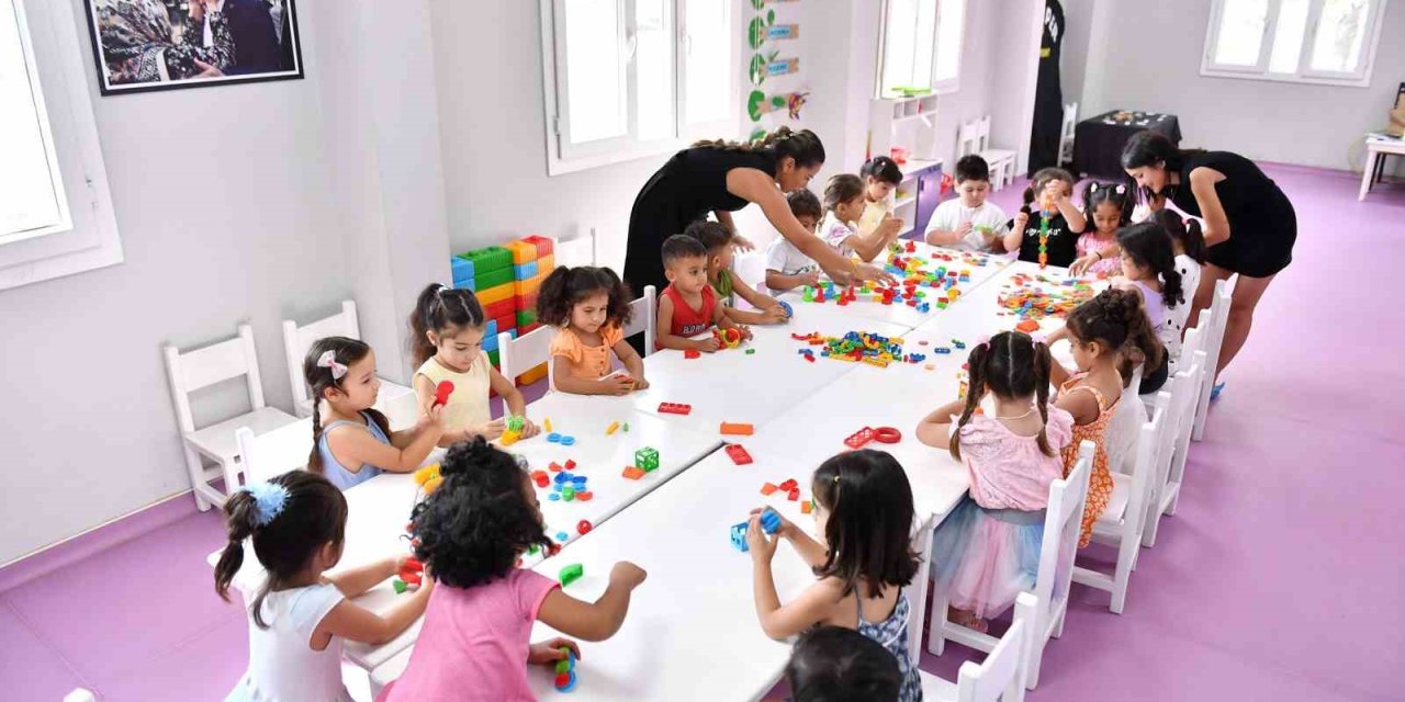 Yenice Yaşar Bayboğan Hizmet Binası Her Yaş Grubuna Kucak Açıyor